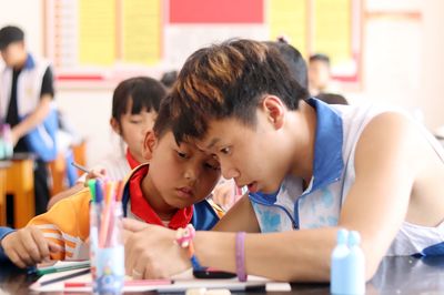 美育润乡土 舞蹈辅导服务将艺术课堂搬进村村寨寨